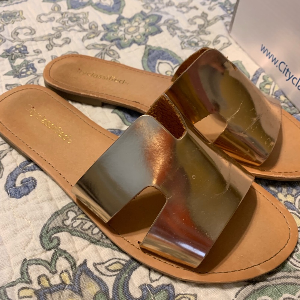 Rose gold Steve Madden look a like slides
